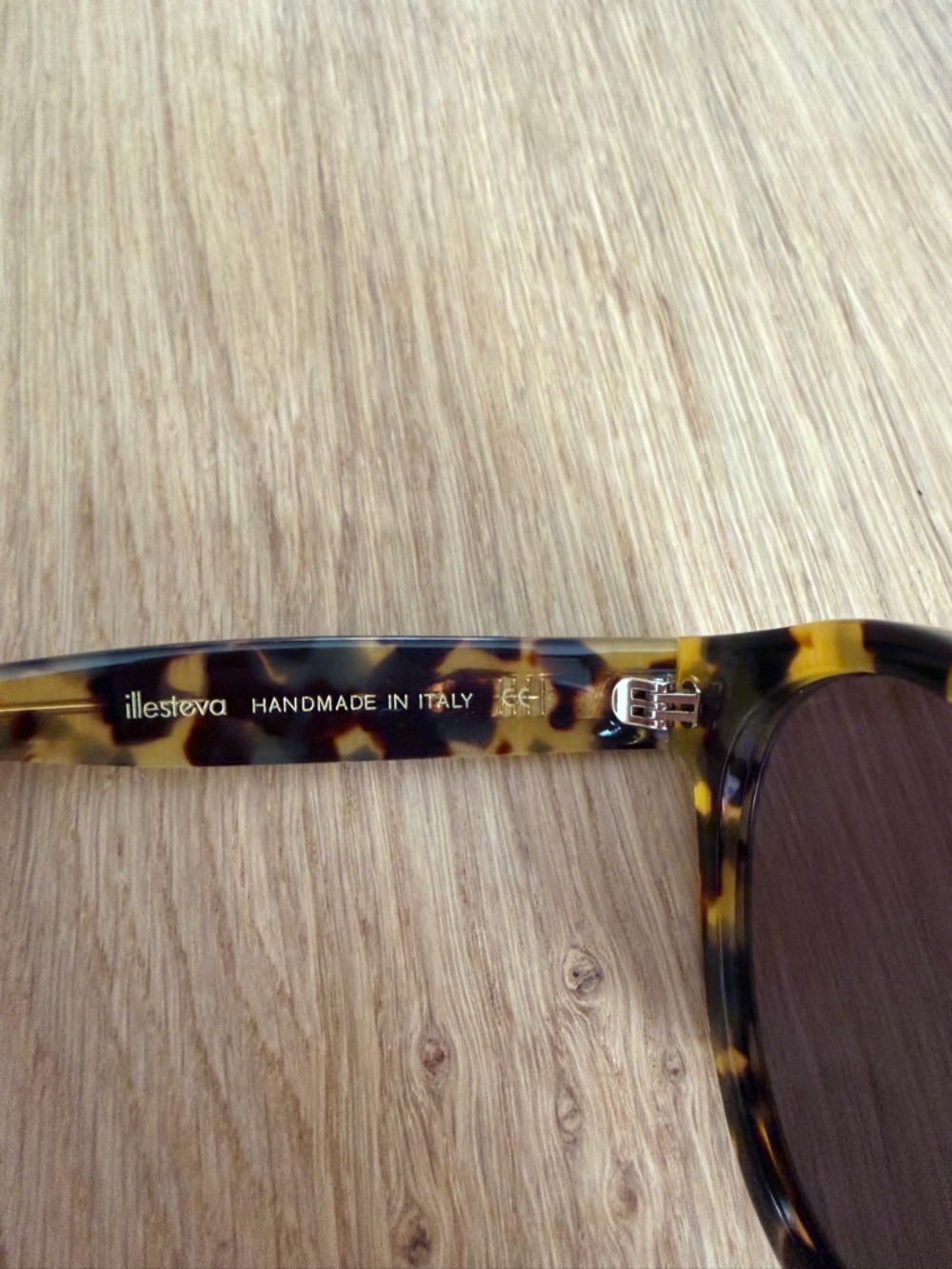 Illesteva Leonard Tortoiseshell Sunglasses - Brown & Yellow Accents - Picture 4 of 5
